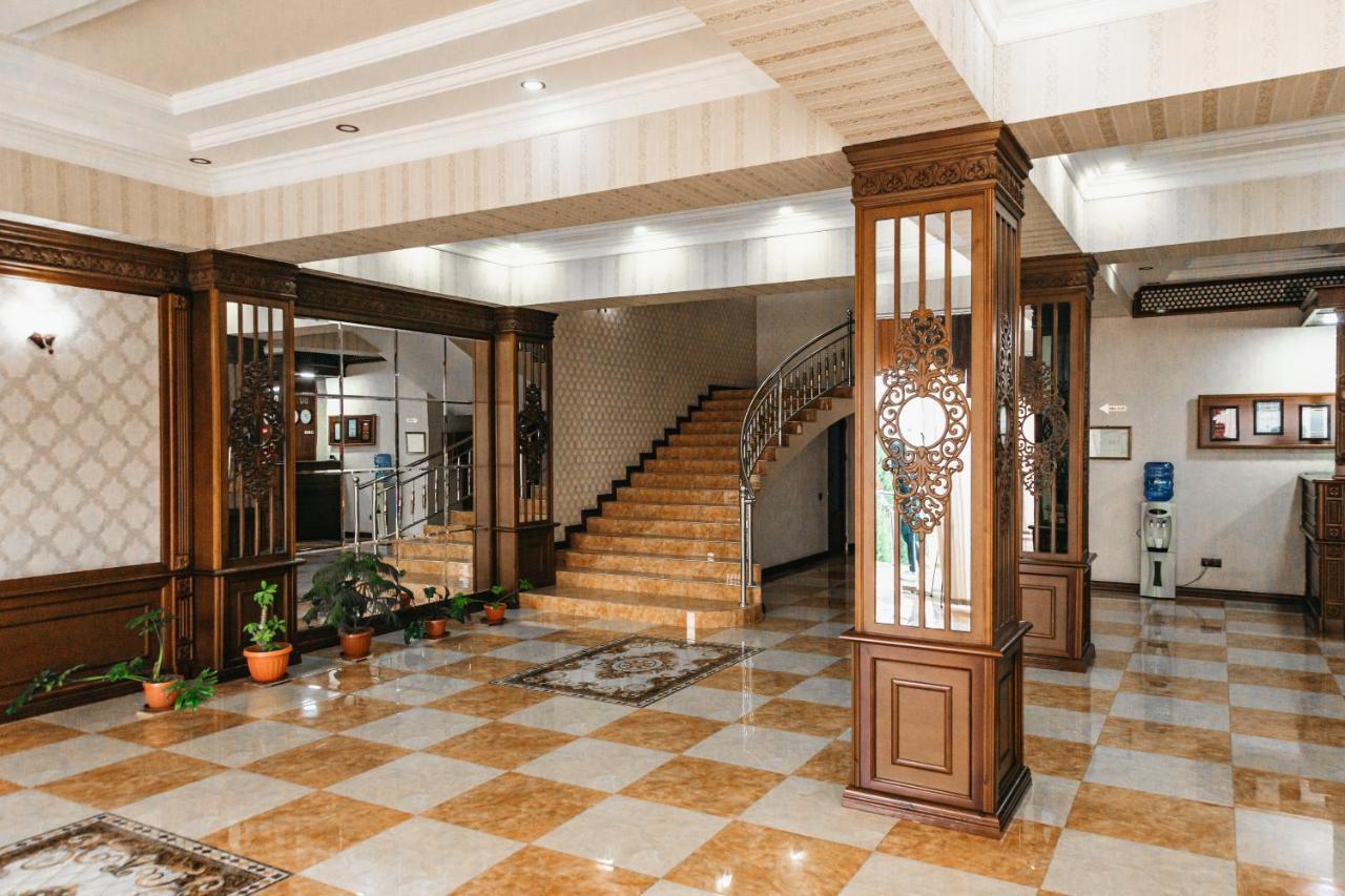 Buyuk Ipak Yo'Li Hotel Namangan Exterior foto