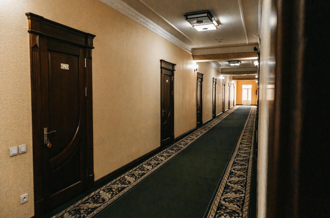 Buyuk Ipak Yo'Li Hotel Namangan Exterior foto