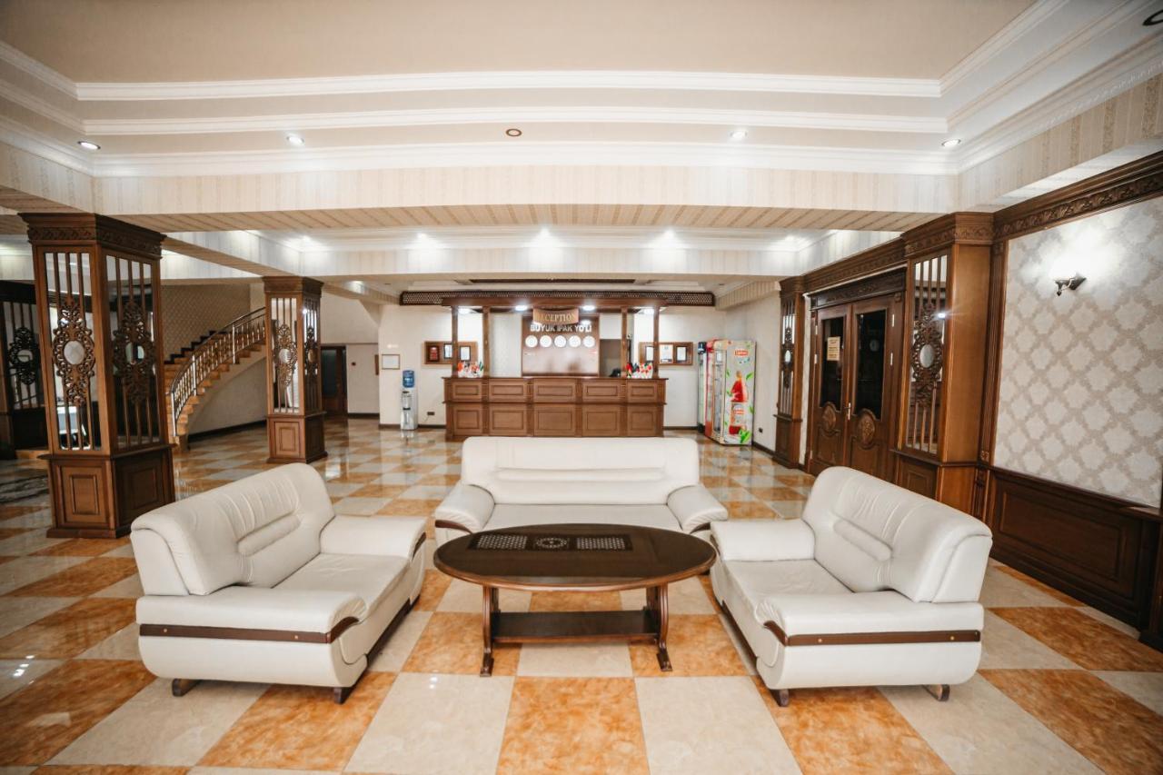 Buyuk Ipak Yo'Li Hotel Namangan Exterior foto