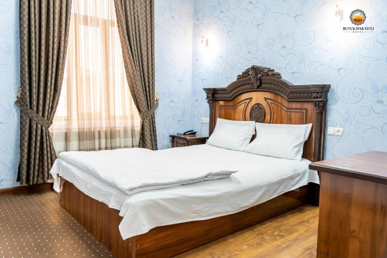 Buyuk Ipak Yo'Li Hotel Namangan Exterior foto