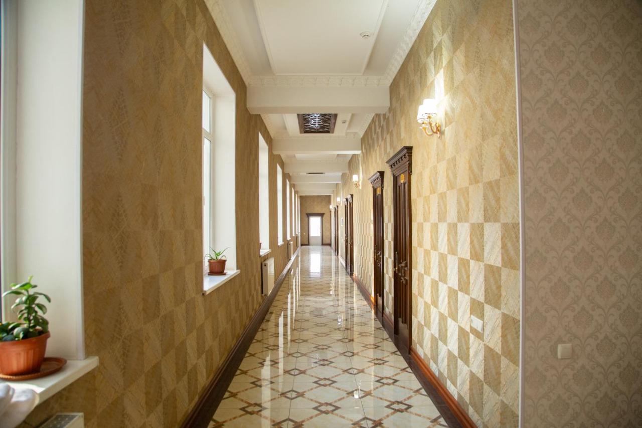 Buyuk Ipak Yo'Li Hotel Namangan Exterior foto